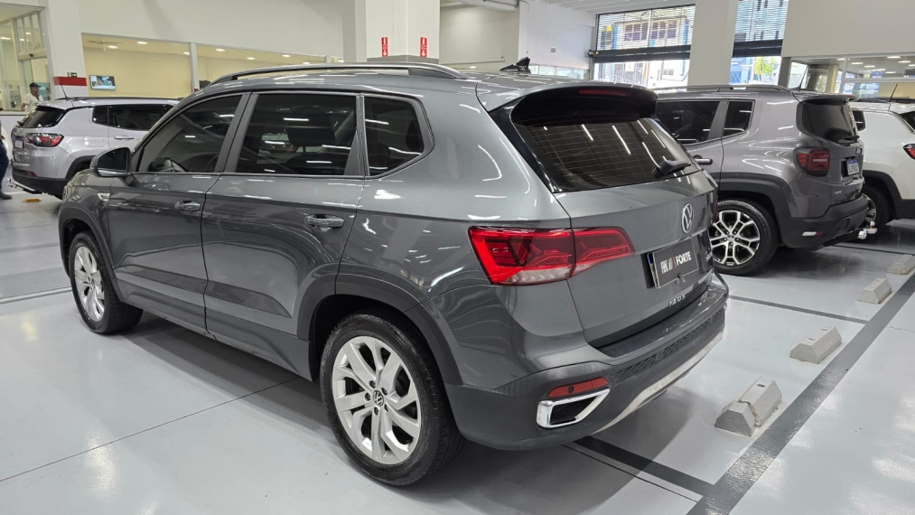 volkswagen taos 1.4 250 tsi total flex comfortline automatico 4p 202315