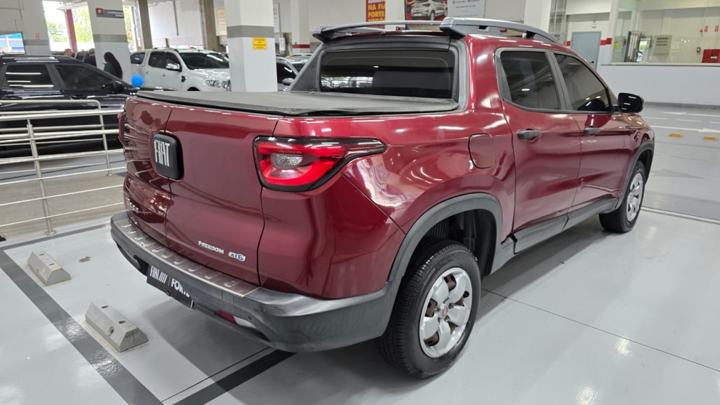 fiat toro 1.8 16v evo flex freedom at6 4p automatico 201714