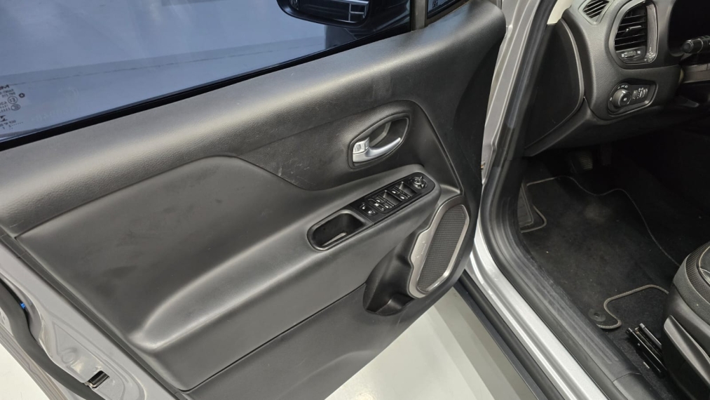 jeep renegade 1.3 t270 turbo flex longitude at6 4p automatico 20229