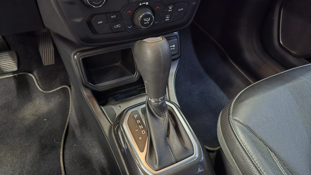 jeep renegade 1.3 t270 turbo flex longitude at6 4p automatico 20227