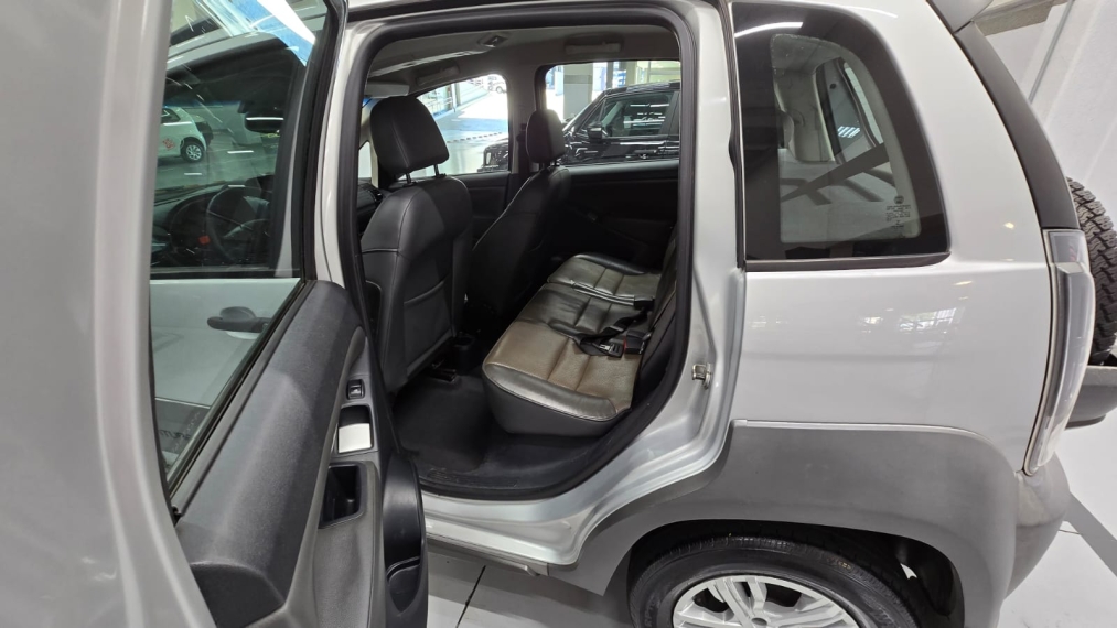 fiat idea 1.8 mpi adventure 16v flex 4p automatizado manual 201512