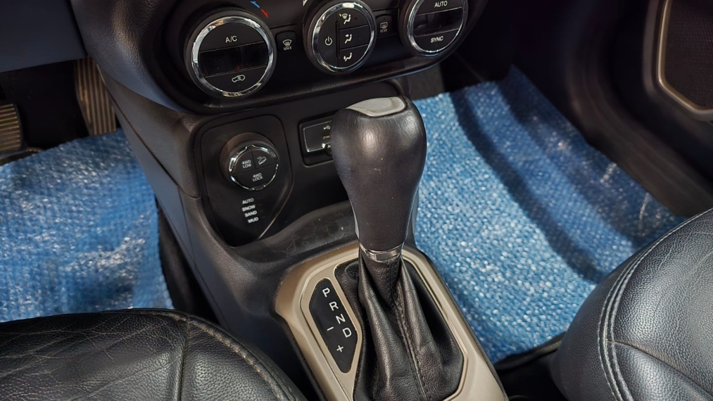 jeep renegade 2.0 16v turbo diesel longitude 4p 4x4 automatico 20167