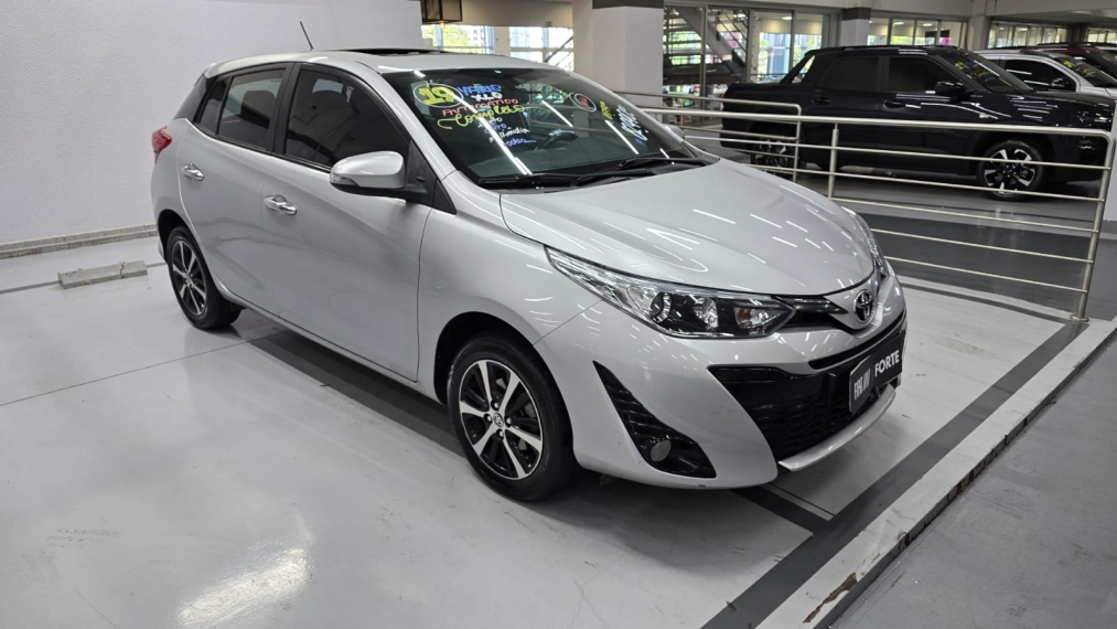 toyota yaris 1.5 16v flex sedan xls multidrive 4p automatico 20193