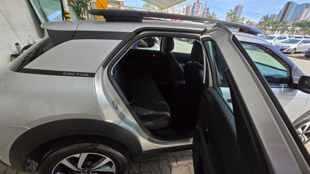 citroen c4 cactus 1.6 thp flex shine eat6 4p automatico 202211