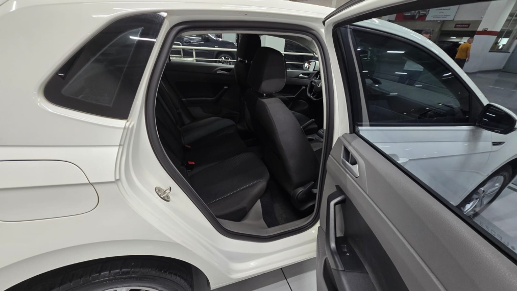 volkswagen polo 1.0 200 tsi comfortline automatico flex 4p manual 202011