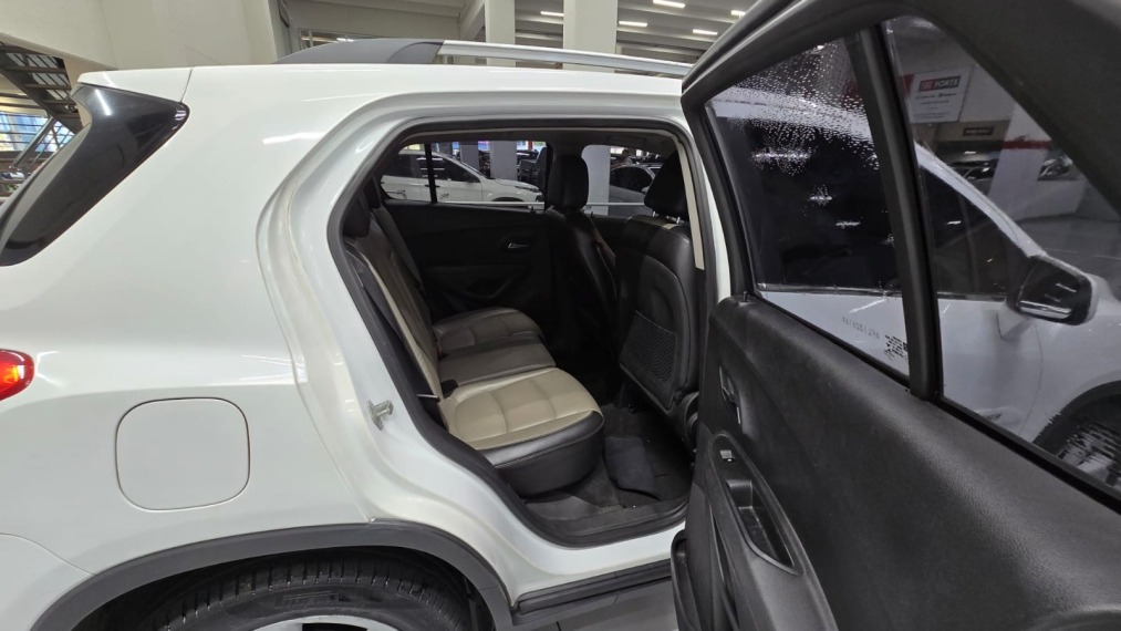 chevrolet tracker 1.8 mpfi ltz 4x2 16v flex 4p automatico 201512