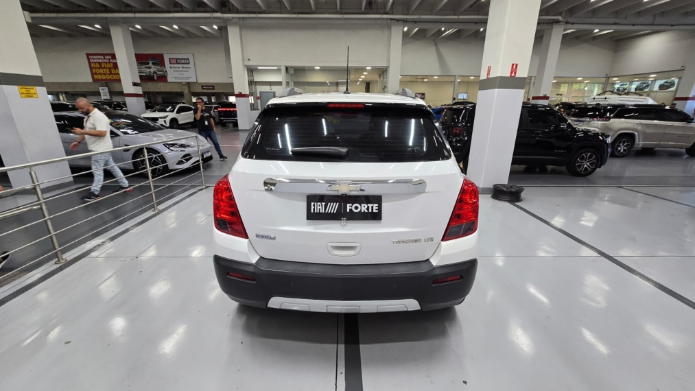 chevrolet tracker 1.8 mpfi ltz 4x2 16v flex 4p automatico 201515