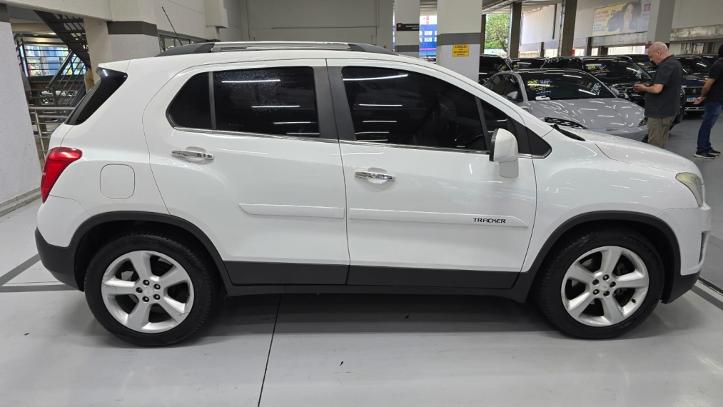 chevrolet tracker 1.8 mpfi ltz 4x2 16v flex 4p automatico 20154