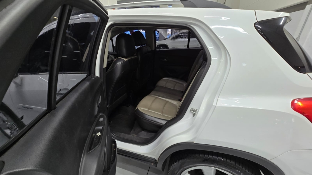 chevrolet tracker 1.8 mpfi ltz 4x2 16v flex 4p automatico 201513