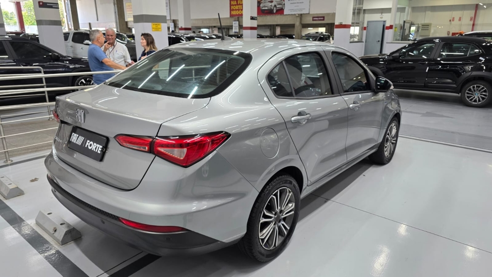 fiat cronos 1.8 e.torq flex precision manual 4p 201913