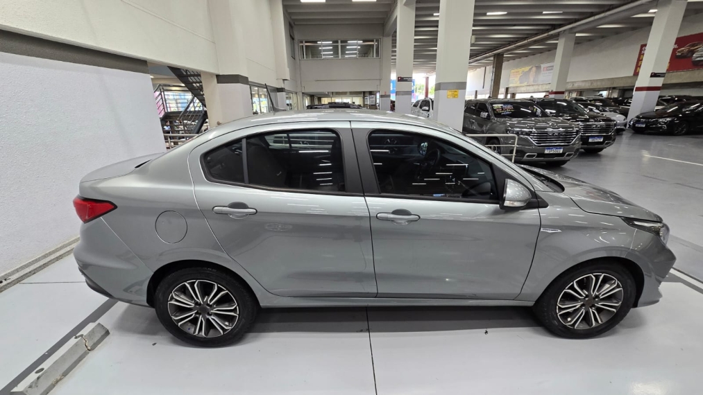 fiat cronos 1.8 e.torq flex precision manual 4p 20194