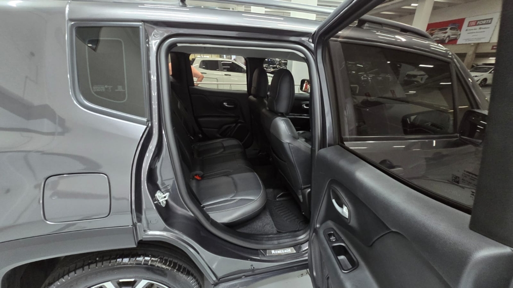 jeep renegade 1.3 t270 turbo flex longitude at6 4p automatico 202311