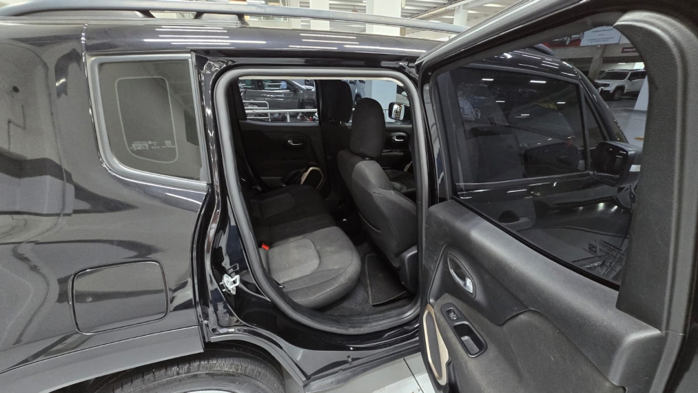 jeep renegade 1.8 16v flex sport 4p manual 201811