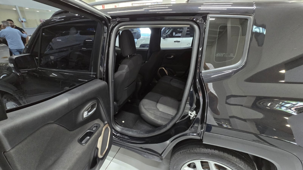 jeep renegade 1.8 16v flex sport 4p manual 201812