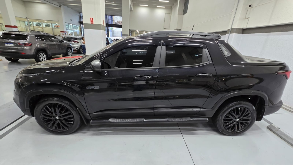 fiat toro 1.3 turbo 270 flex ultra at6 4p automatico 20255