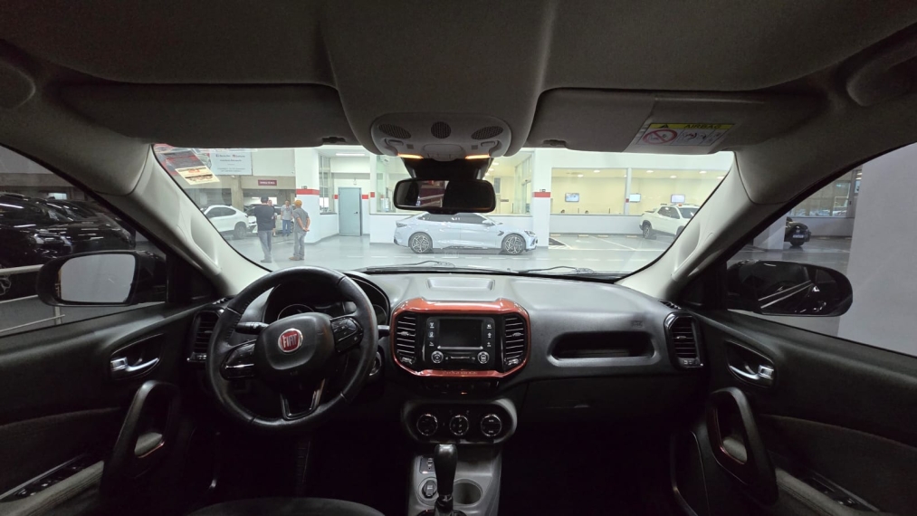 fiat toro 1.8 16v evo flex freedom at6 4p automatico 201810