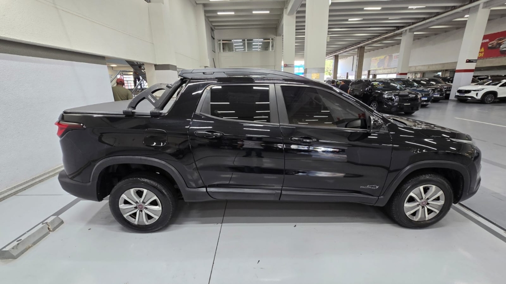 fiat toro 1.8 16v evo flex freedom at6 4p automatico 20184