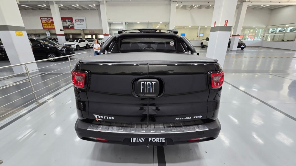 fiat toro 1.8 16v evo flex freedom at6 4p automatico 201815