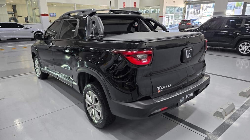fiat toro 1.8 16v evo flex freedom at6 4p automatico 201816