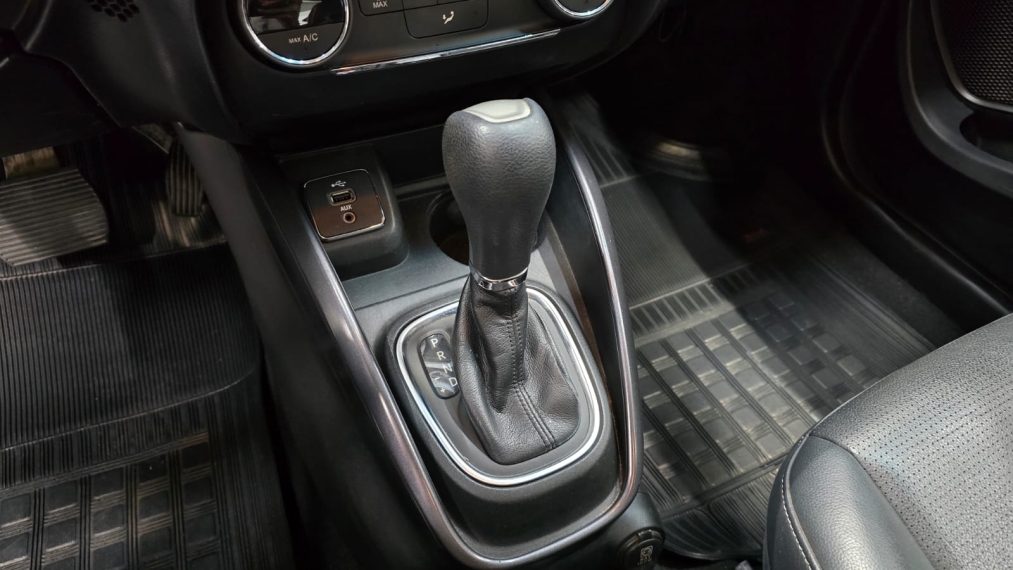 fiat cronos 1.8 e.torq flex precision at6 4p automatico 20187