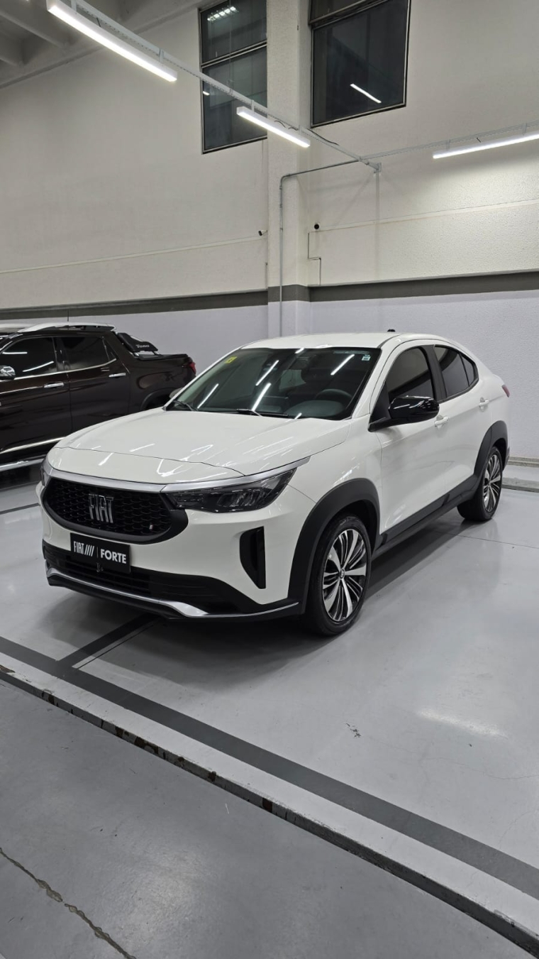 fiat fastback 1.0 turbo 200 hybrid audace cvt hibrido 4p automatico 2025