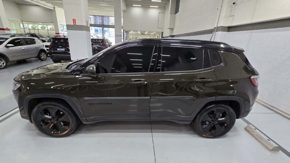 jeep compass 2.0 16v flex longitude automatico 4p 20215