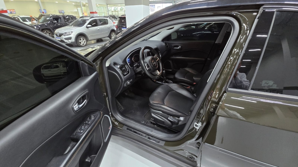 jeep compass 2.0 16v flex longitude automatico 4p 20216