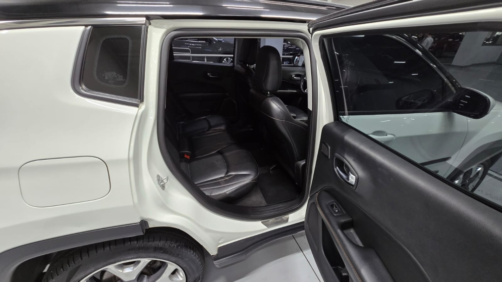 jeep compass 2.0 16v flex longitude automatico 4p 201911