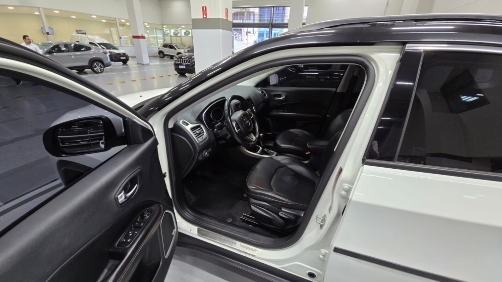 jeep compass 2.0 16v flex longitude automatico 4p 20196