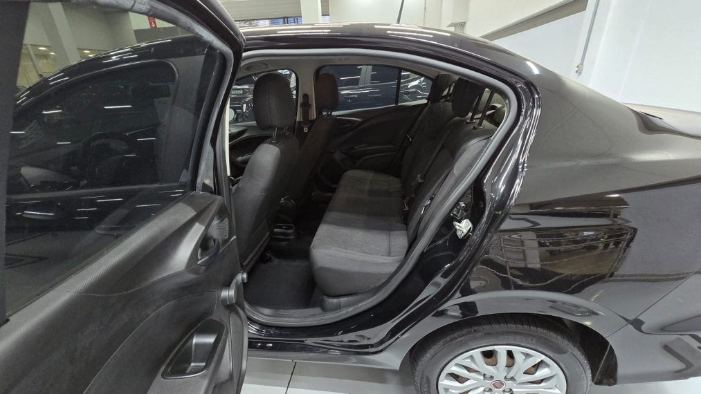 fiat cronos 1.3 firefly flex drive gsr 4p manual 202012