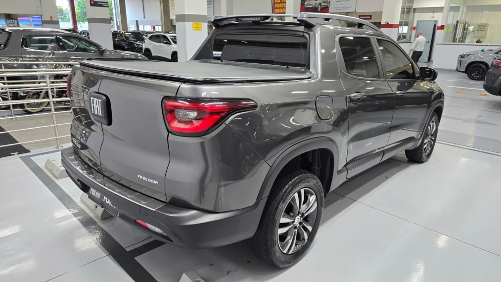 fiat toro 1.3 turbo 270 flex freedom at6 4p automatico 202214