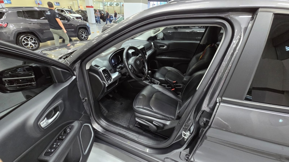 fiat toro 1.3 turbo 270 flex freedom at6 4p automatico 20226