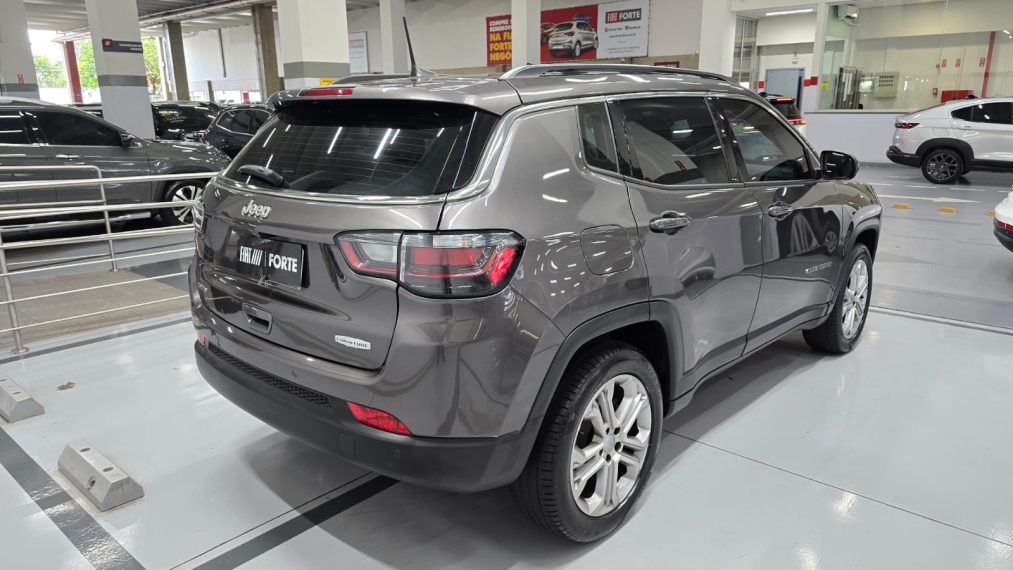 jeep compass 1.3 t270 turbo flex longitude at6 4p automatico 202213