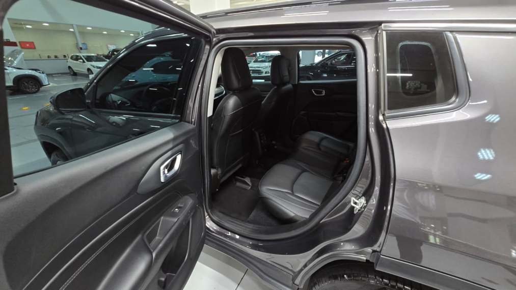 jeep compass 1.3 t270 turbo flex longitude at6 4p automatico 202212