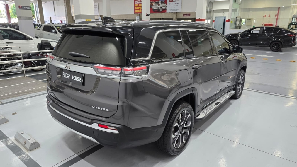 jeep commander 2.0 td380 turbo diesel limited at9 4p automatico 202213