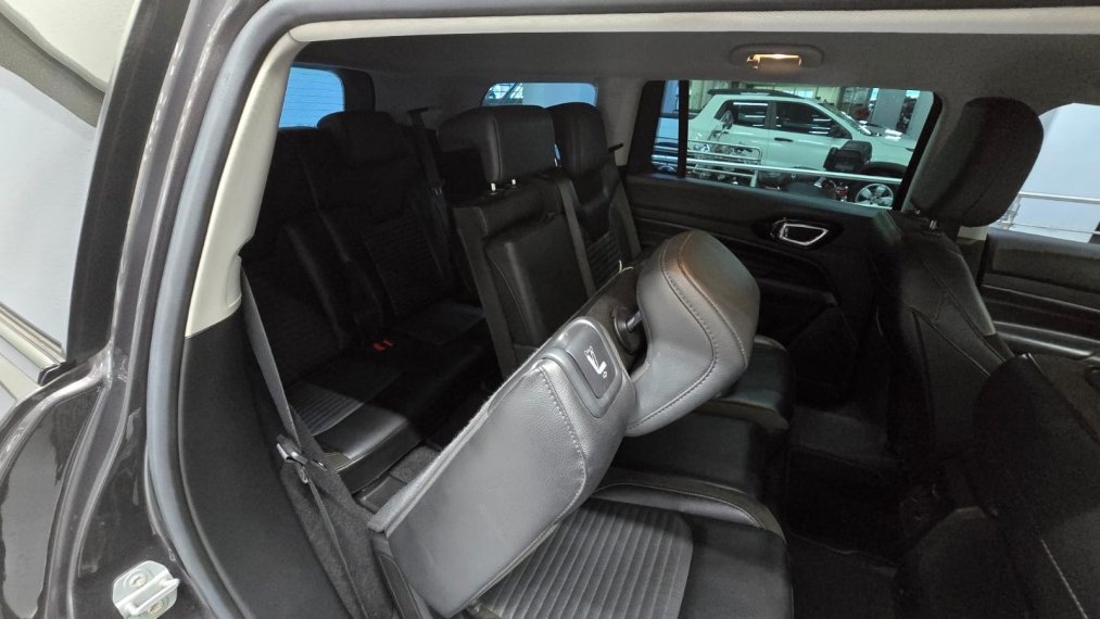 jeep commander 2.0 td380 turbo diesel limited at9 4p automatico 202211