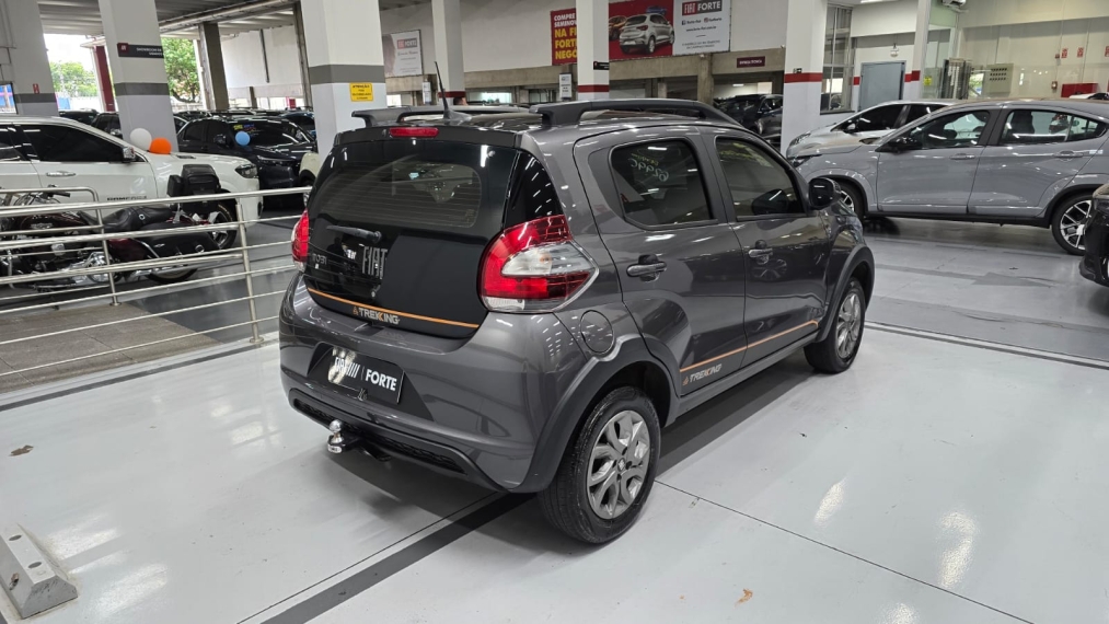 fiat mobi 1.0 evo flex trekking manual 4p 202313