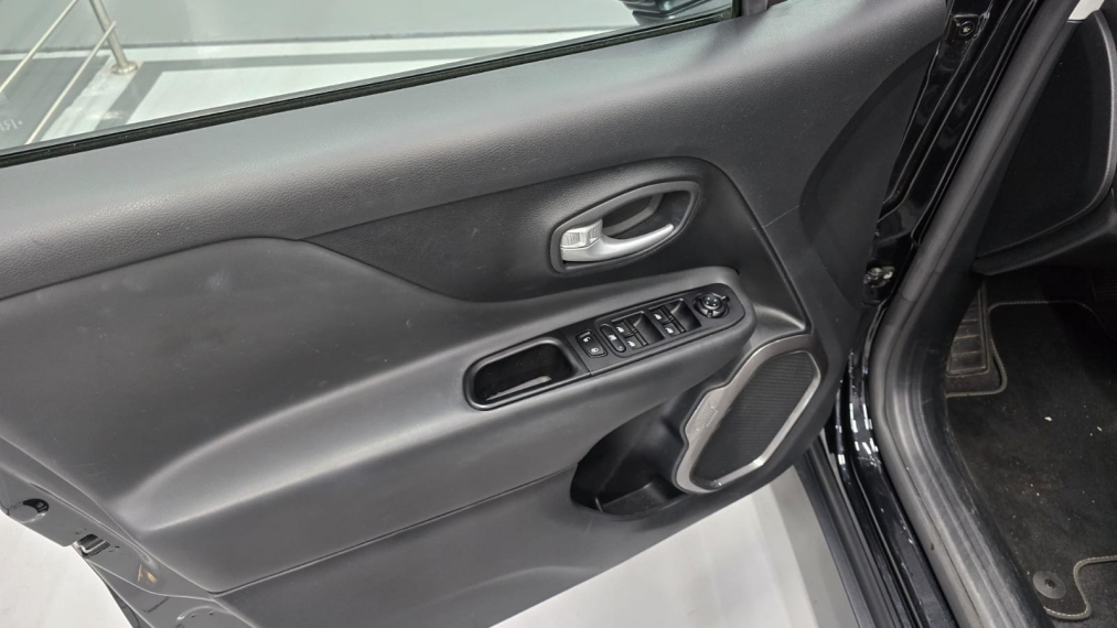 jeep renegade 1.3 t270 turbo flex longitude at6 4p automatico 20249