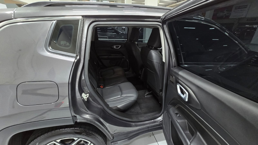 jeep compass 1.3 t270 turbo flex longitude at6 4p automatico 202511