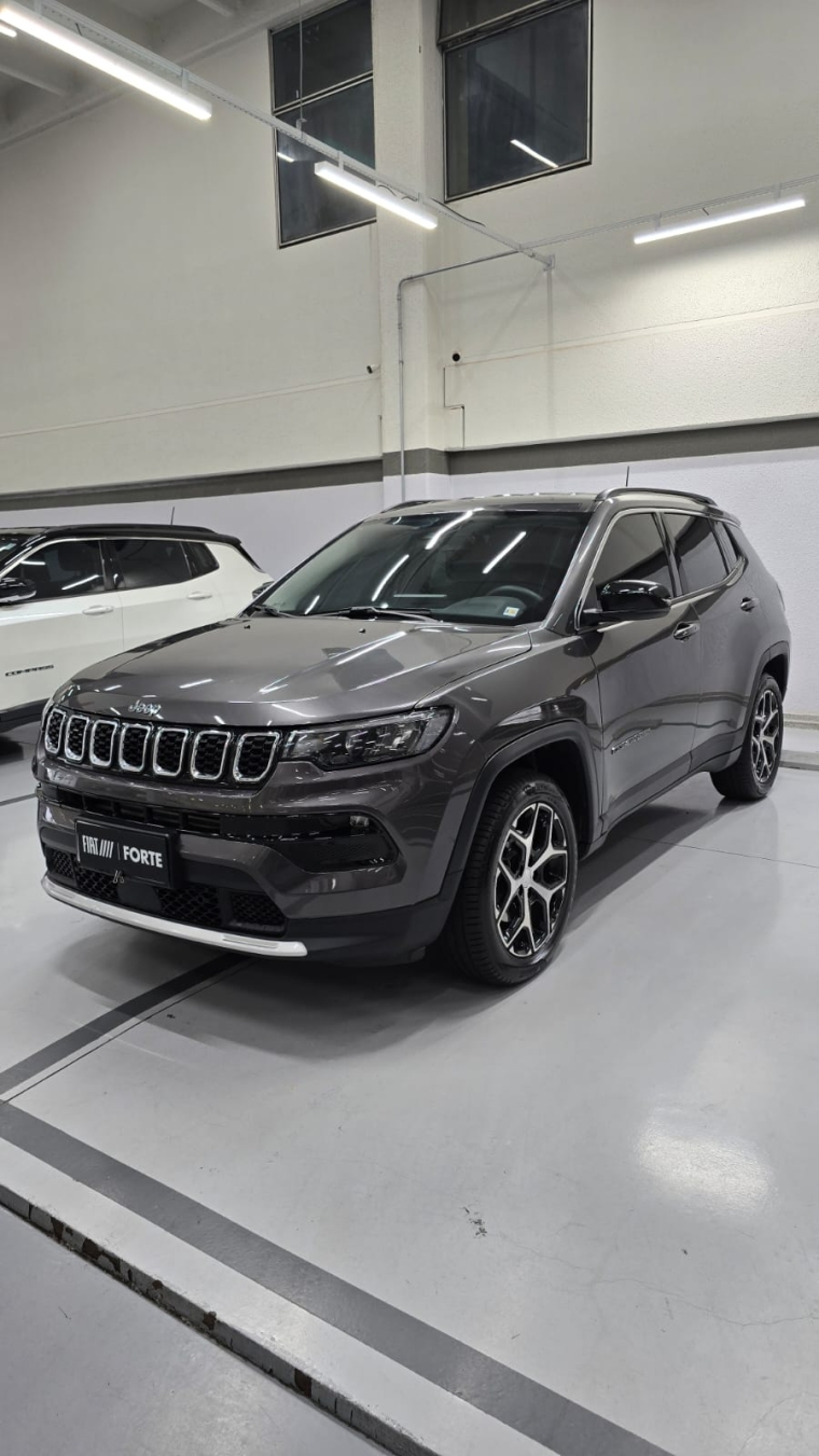 jeep compass 1.3 t270 turbo flex longitude at6 4p automatico 2025