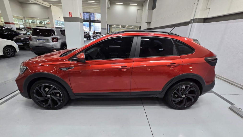 volkswagen nivus 1.0 200 tsi total flex highline automatico 4p 20215