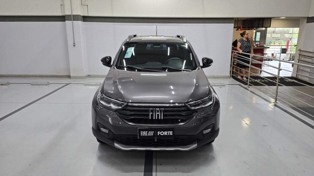 fiat strada 1.3 firefly flex volcano cd cvt 4p automatico 20242