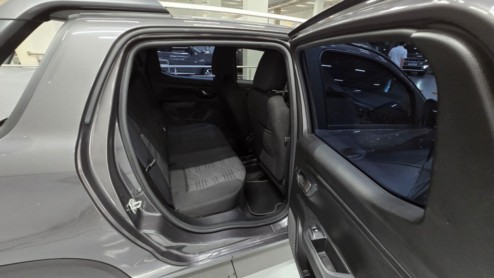 fiat strada 1.3 firefly flex volcano cd cvt 4p automatico 202411