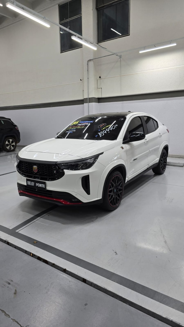 fiat fastback 1.3 turbo 270 flex abarth at6 4p automatico 2025