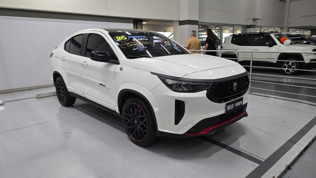 fiat fastback 1.3 turbo 270 flex abarth at6 4p automatico 20253