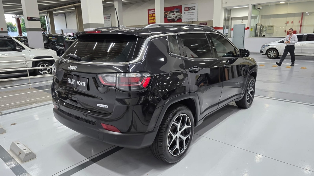 jeep compass 1.3 t270 turbo flex longitude at6 4p automatico 202513