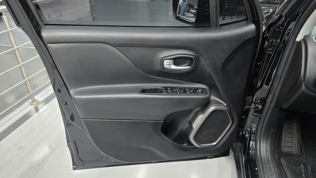 jeep renegade 1.3 t270 turbo flex longitude at6 4p automatico 20229