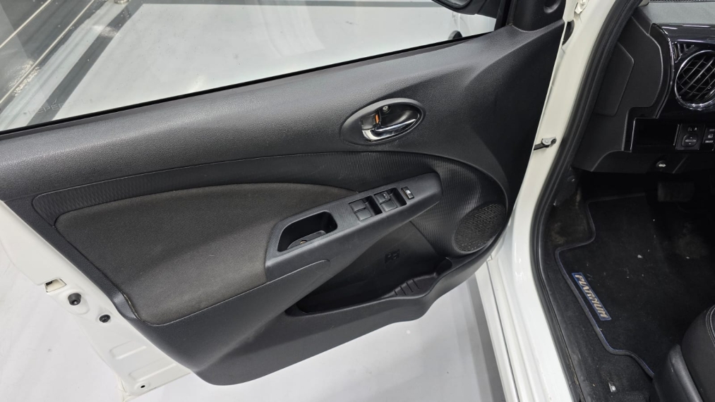 toyota etios 1.5 platinum 16v flex 4p automatico 20188