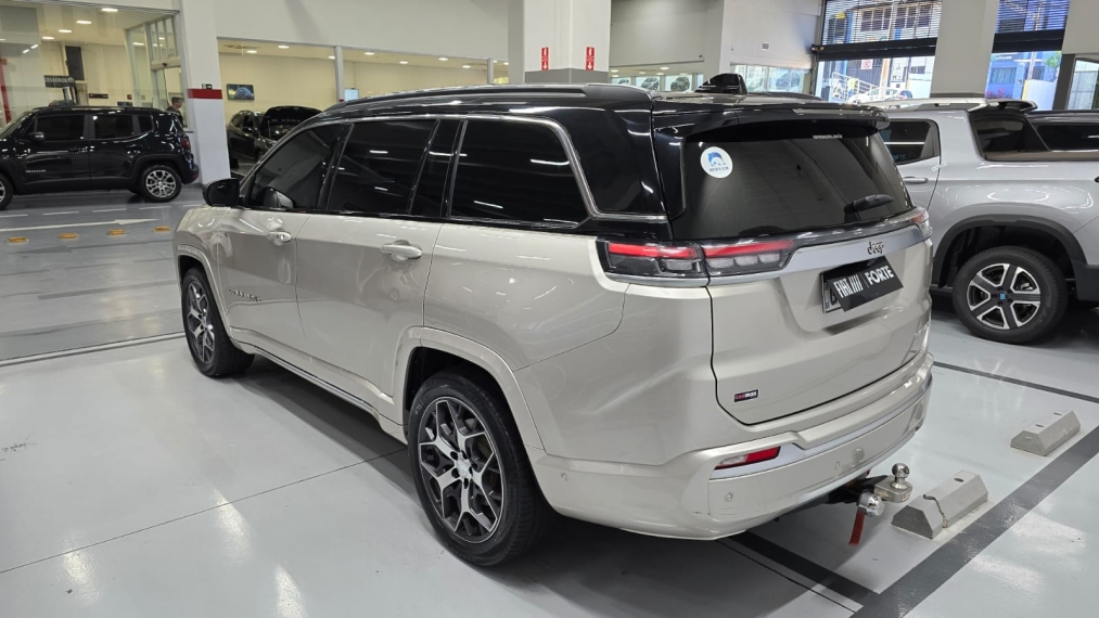 jeep commander 1.3 t270 turbo flex overland at6 4p automatico 202216