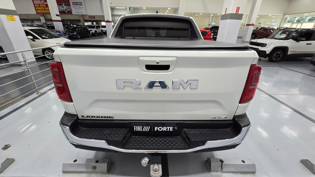 ram rampage 2.0 turbo diesel laramie 4x4 automatico 4p 202414